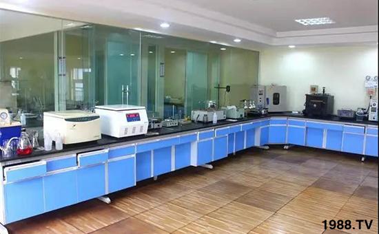 礦源黃腐酸鉀——精品肥！1公斤=8噸有機(jī)肥！新疆源頭直發(fā)?。?！